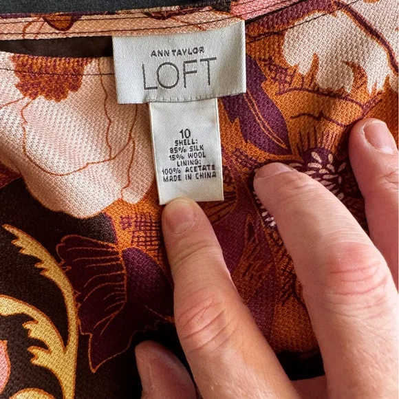 LOFT floral A-Line Skirt - Picture 3 of 3